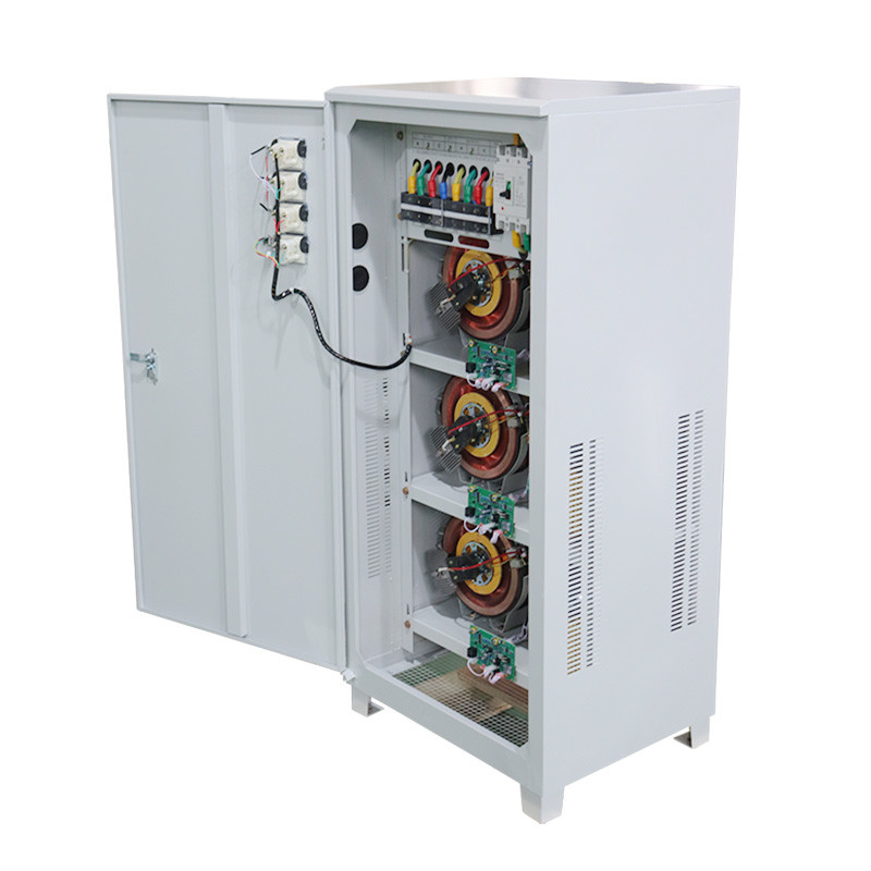 Drei-Phasen-Spannungsstabilisator 80KVA 80KW Automatischer Spannungsregler und Stabilisator für industrielle Verwendung