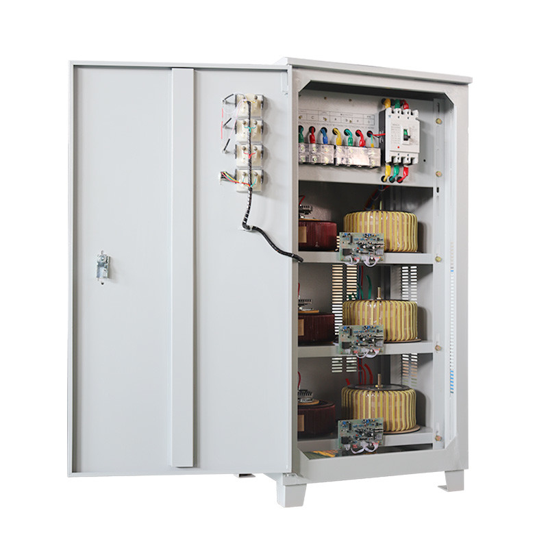 40 KVA Drei-Phasen-Industrialspannungsstabilisator AC-Leistung Servo-Automatischer Spannungsregler 380V 400V 415V 480V