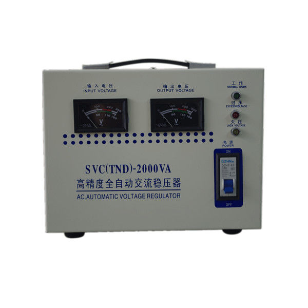 einphasig-Spannungs-Stabilisator-Doppelausgangsspannung 220V 110V 2000VA 2KVA